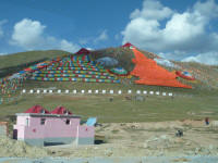 along the Yushu to Gonghe road